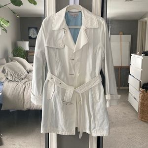 Trench coat white